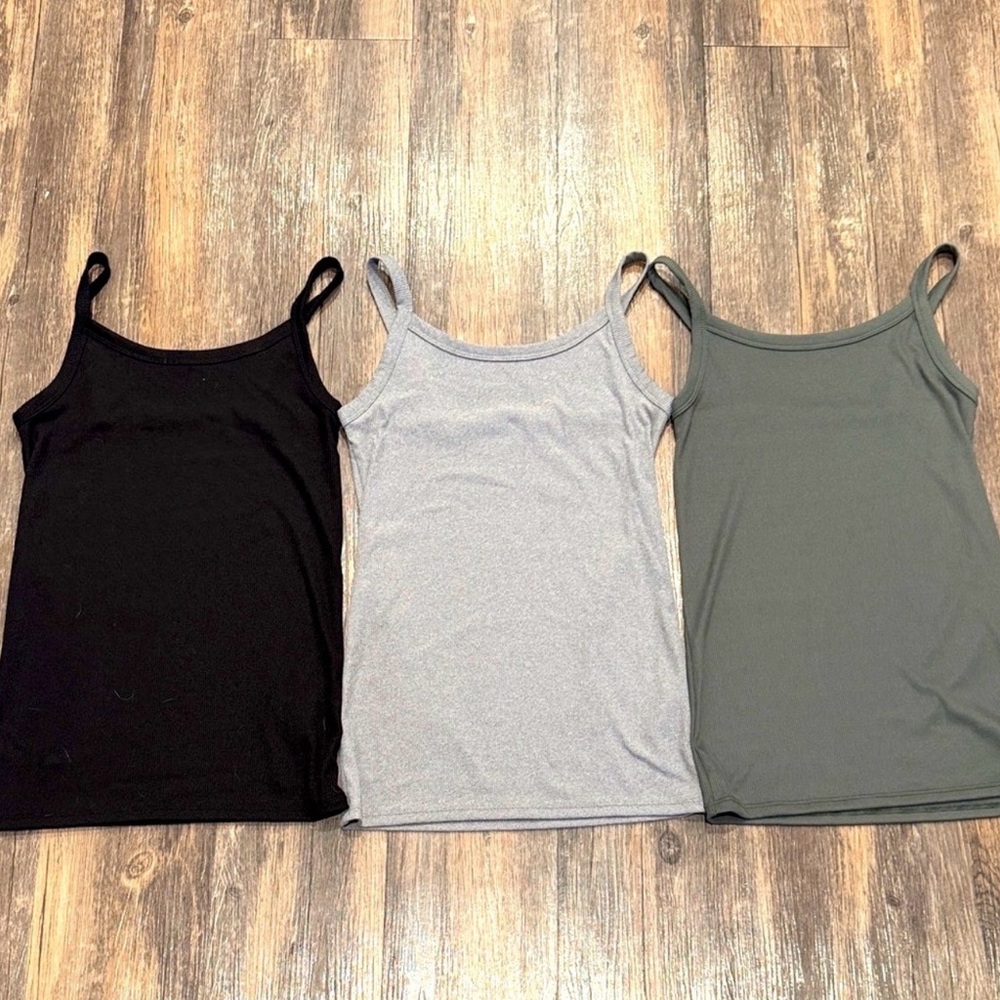 No Boundaries Ribbed Cami Tank Bundle Size S Black Gray Olive NWOT